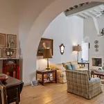 Cambanis Holiday home *