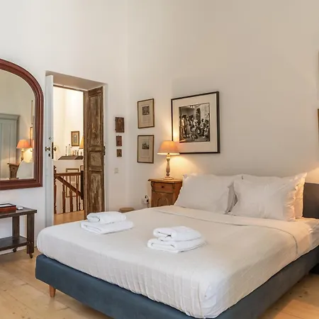 Cambanis Mykonos Town