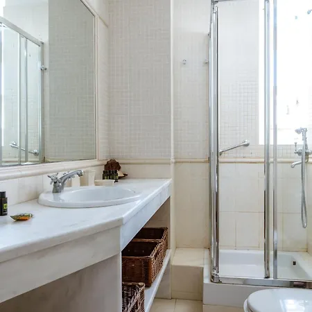 Cambanis Mykonos Town